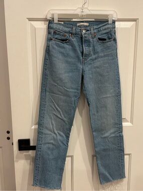 Levi's Light Blue Cropped Ankle Jeans